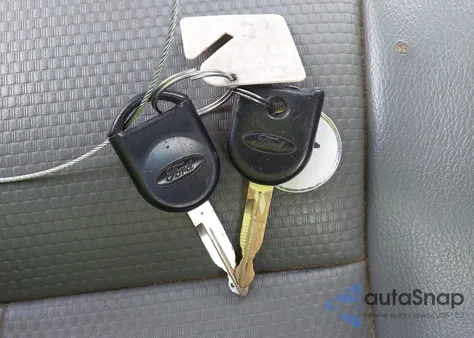 2014 Ford F-150 Xl z USA, uszkodzony, nr VIN 1FTMF1CM4EKD56676